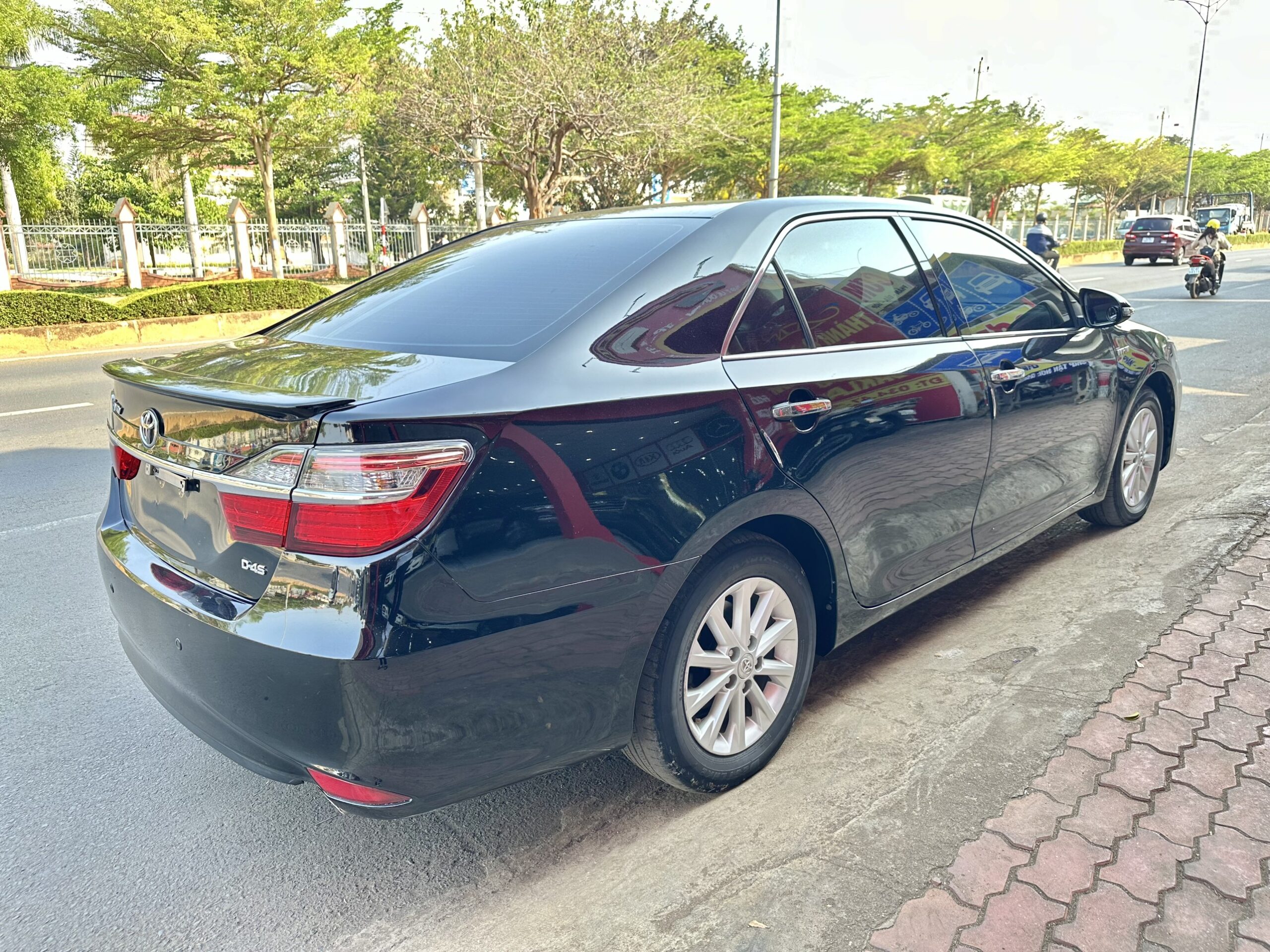 XE TOYOTA CAMRY 2016 (5)