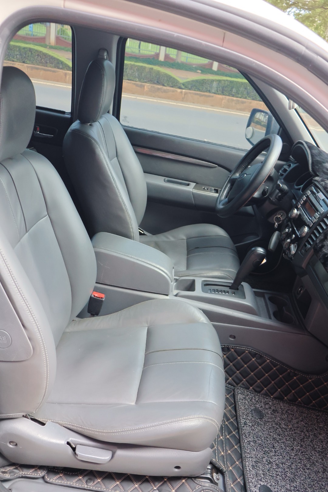 ford everet 2013 (5)