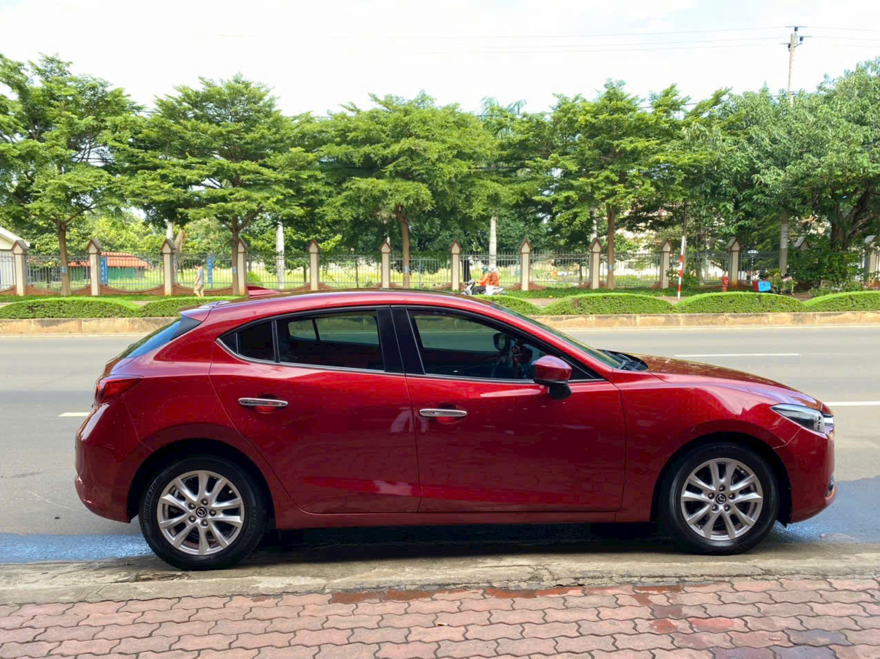 mazda 3 hatchback 2017 (5)