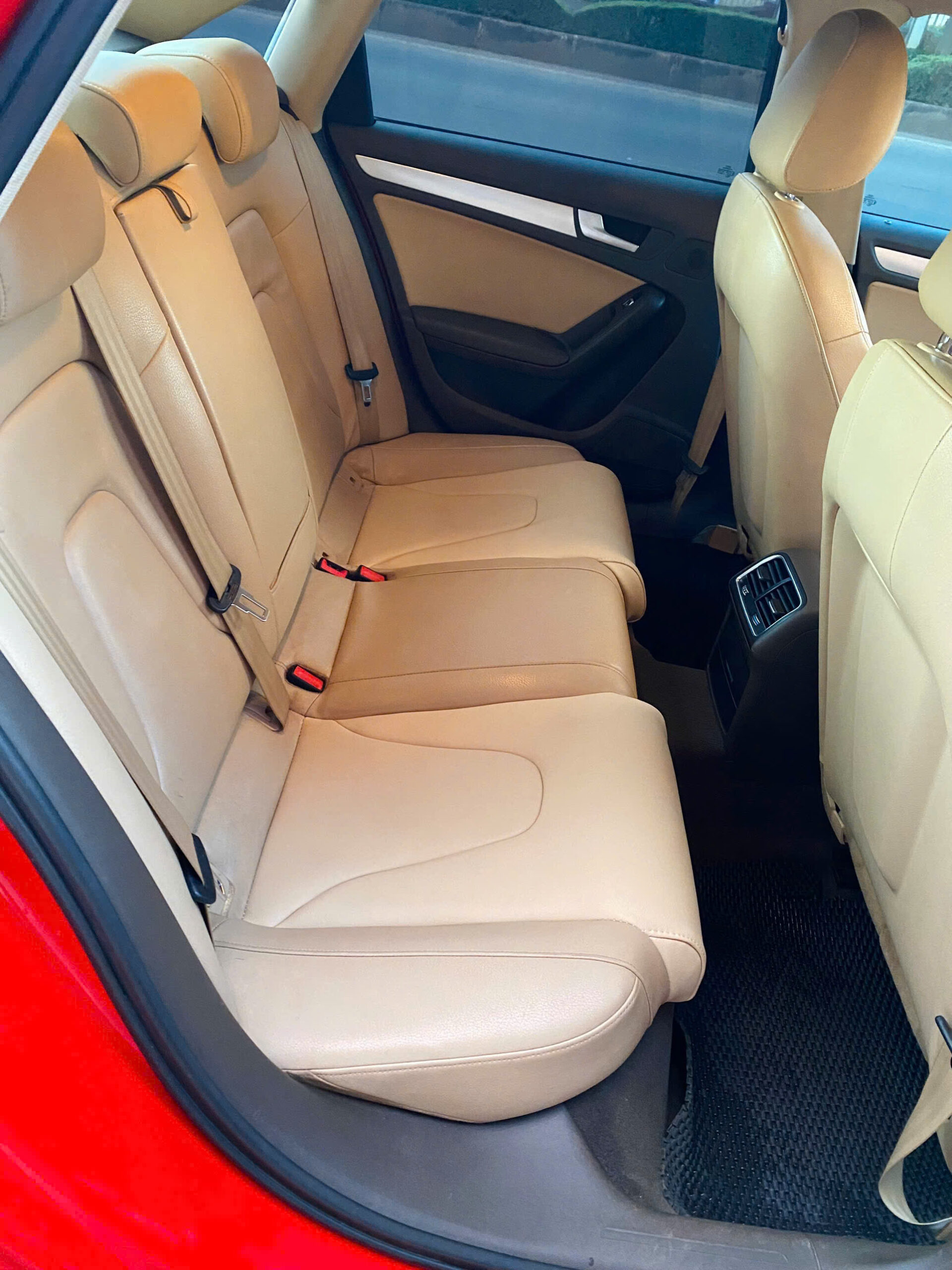 AUDI A4 2014 (7)
