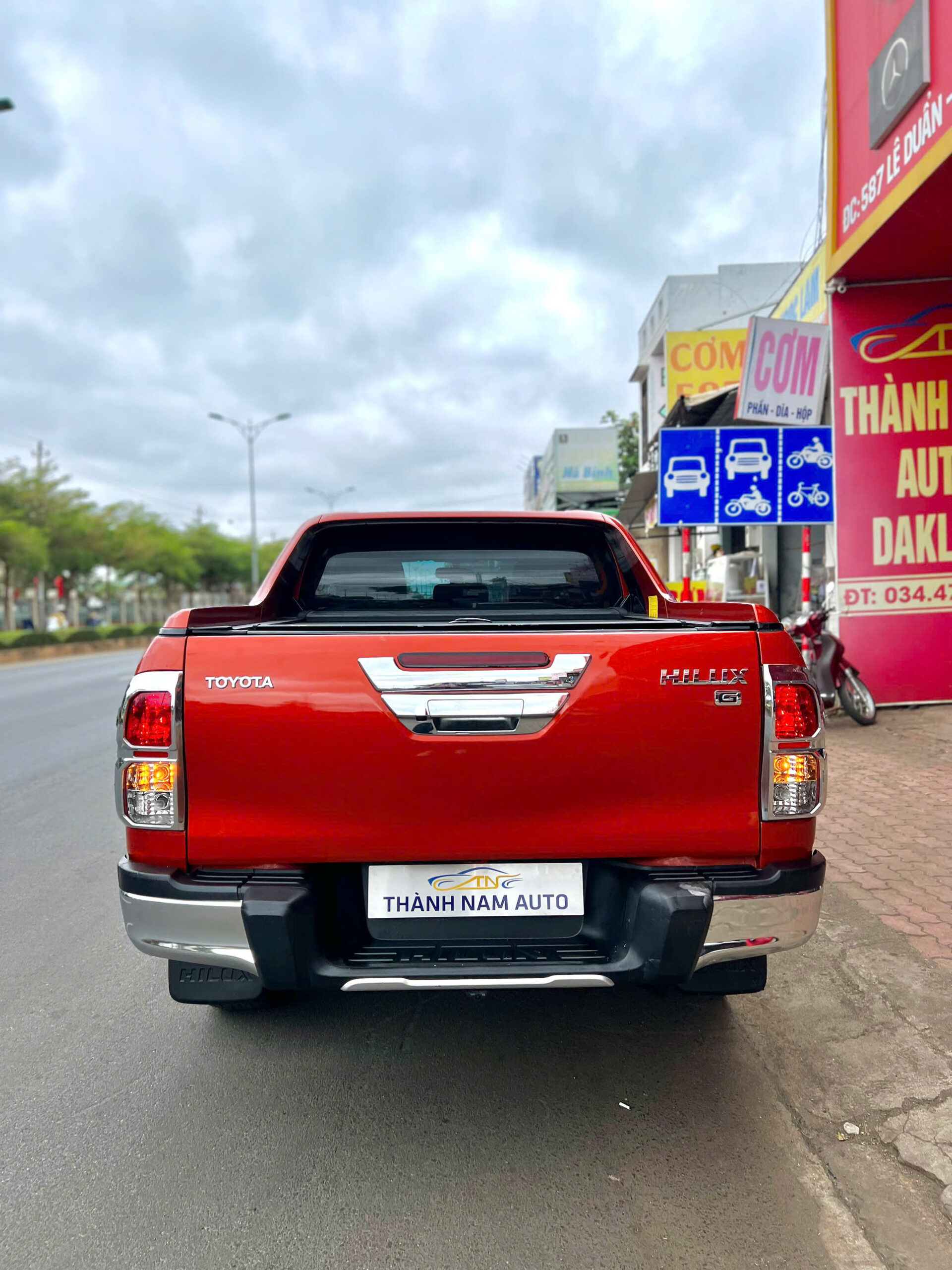 TOYOTA HILUX 2019 (4)