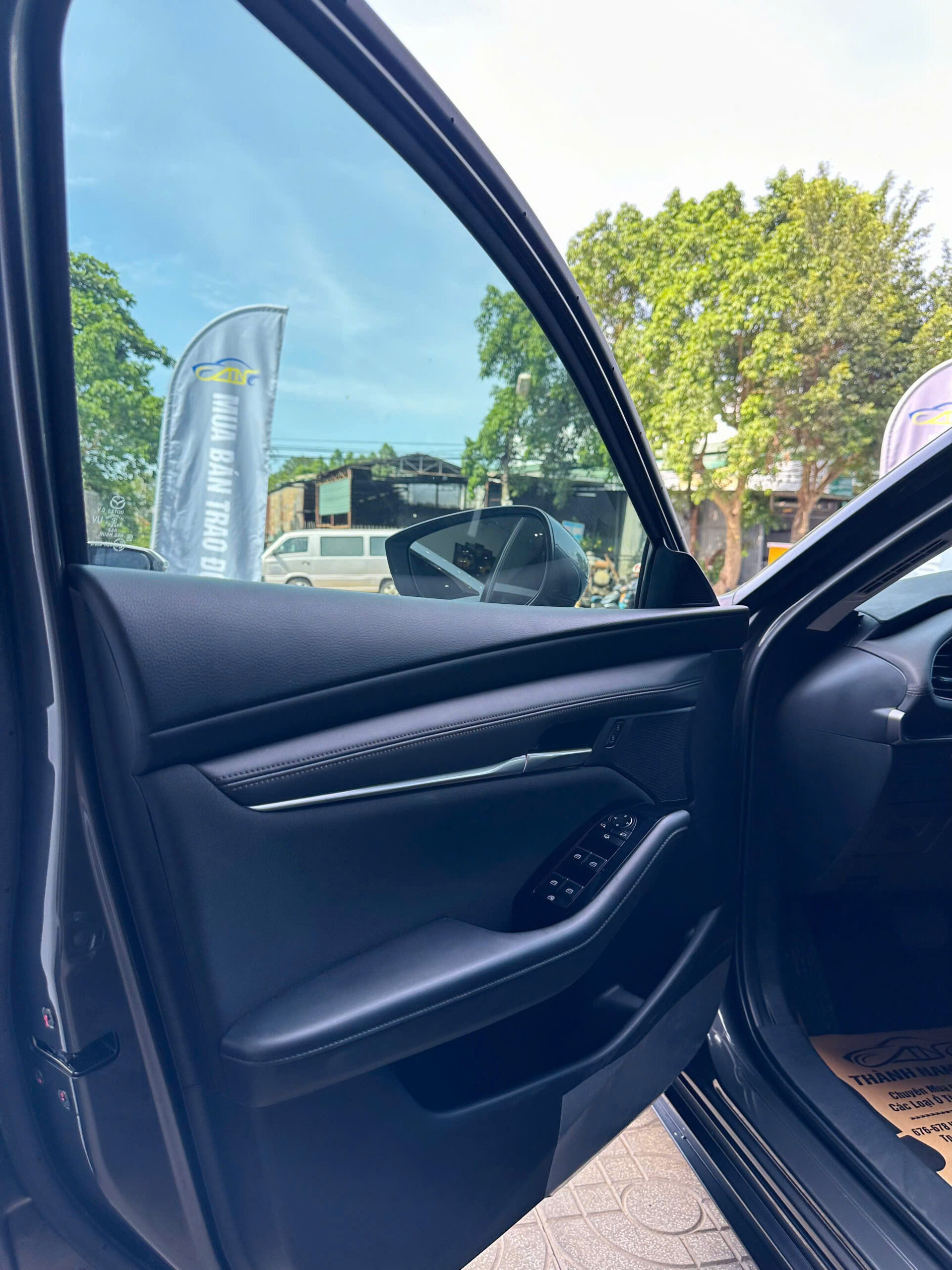 MAZDA 3 2022 (8)