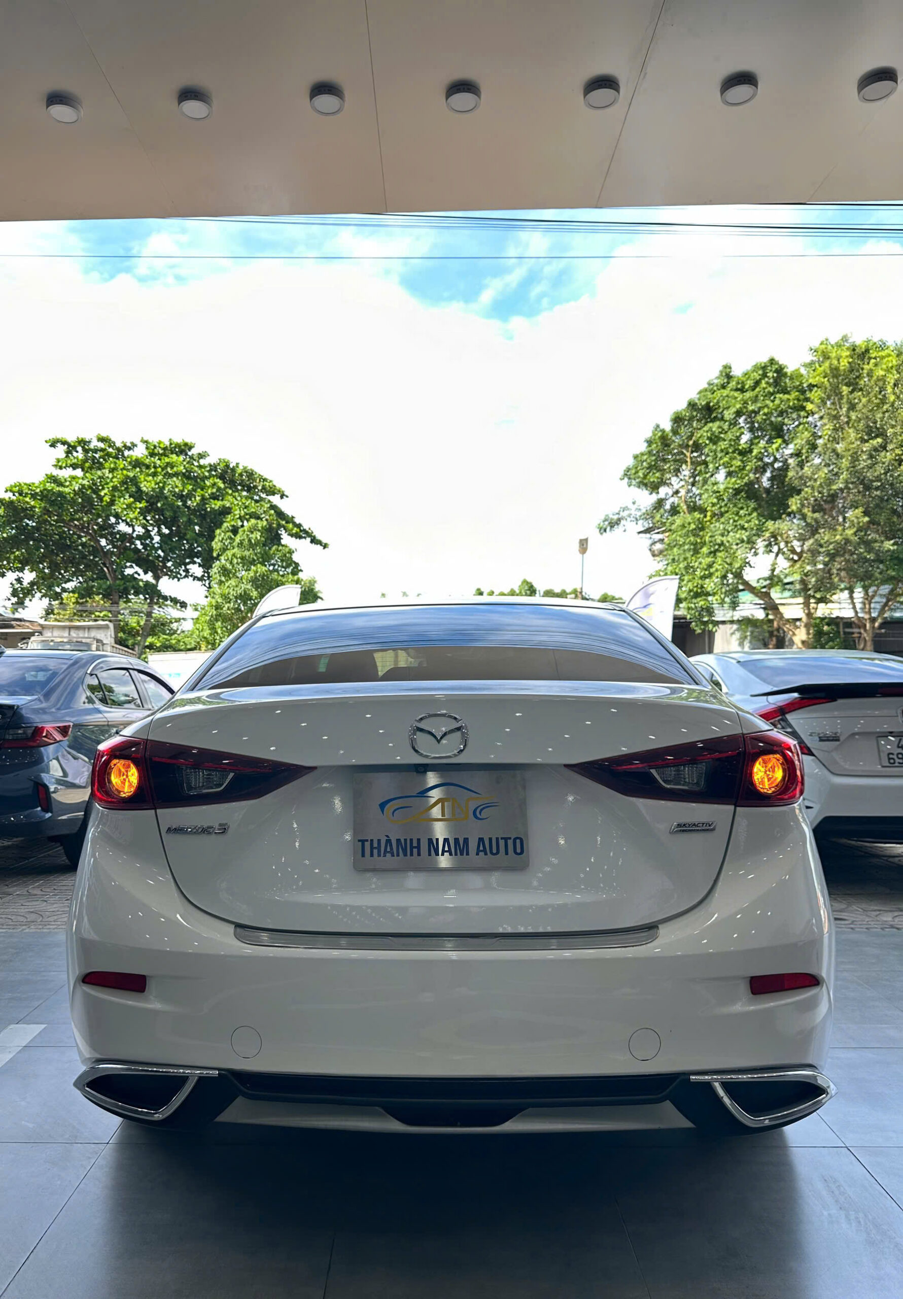 MAZDA 3 2016 (2)
