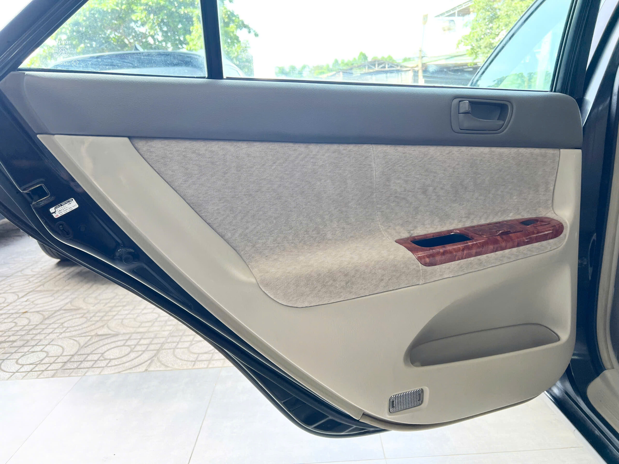 CAMRY 2003 (6)