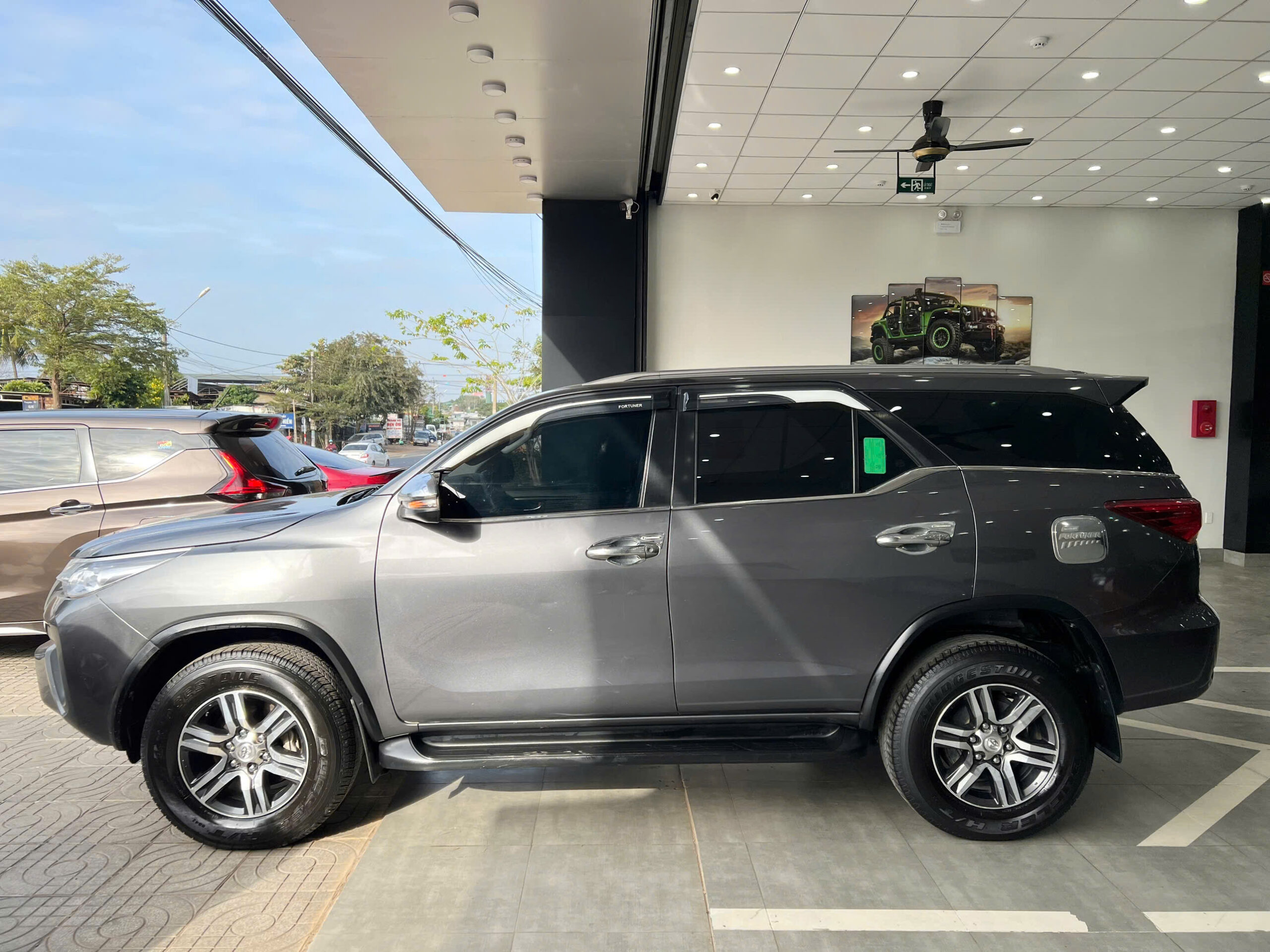 FORTUNER SÀN 2017 (7)