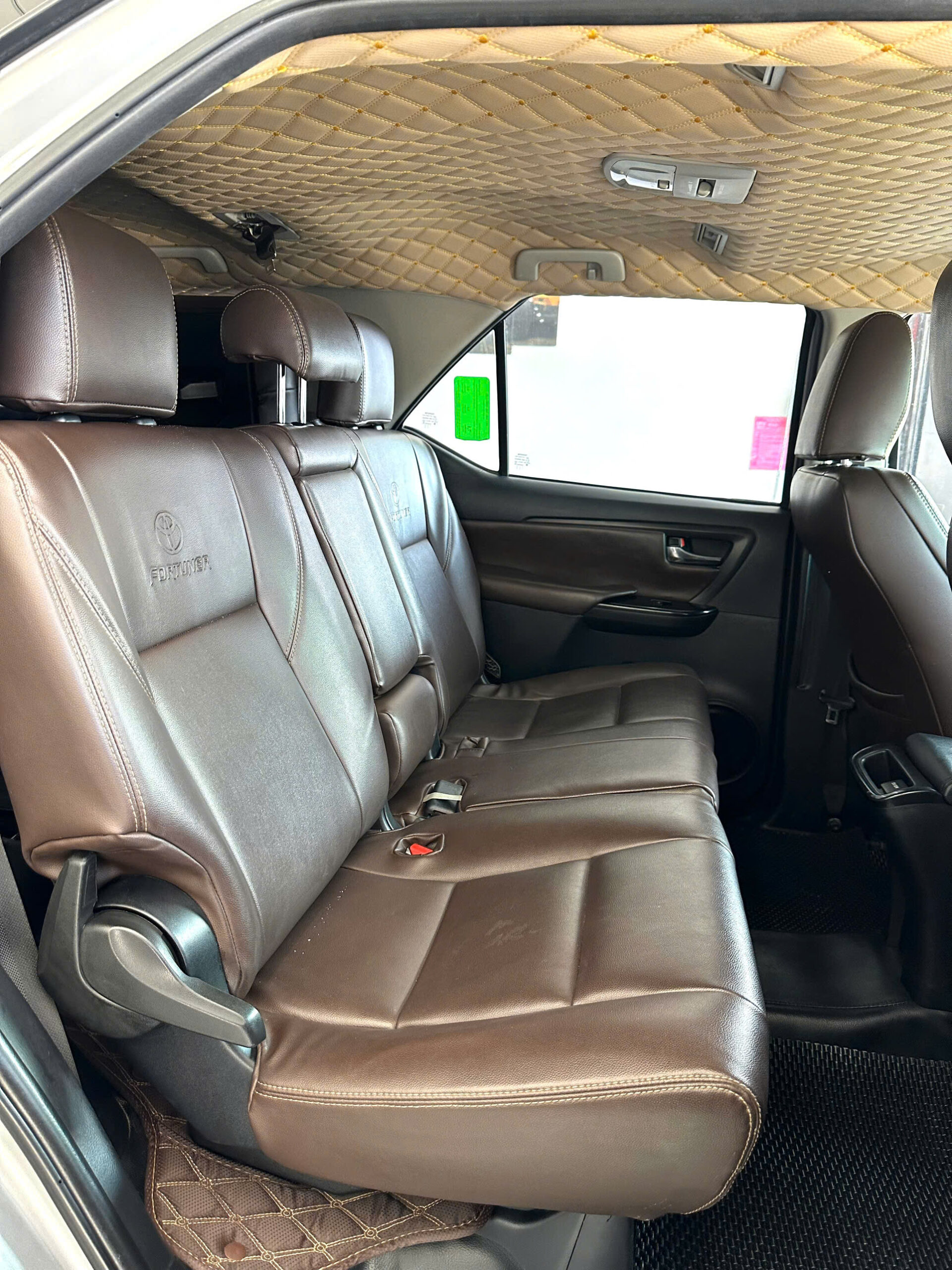 FORTUNER SÀN 2017 BẠC (8)