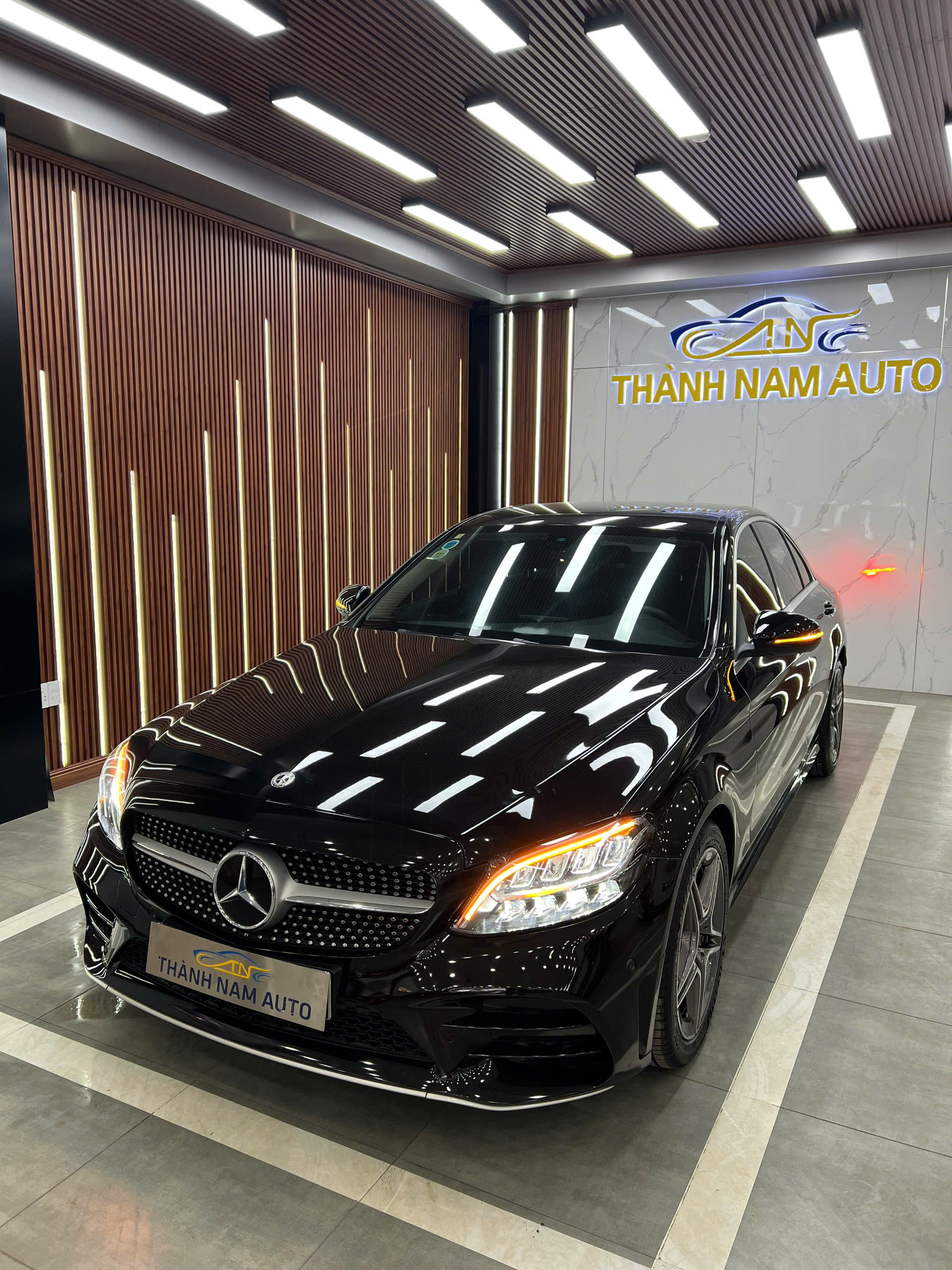 MERCEDES C180 AMG 2021 (10)