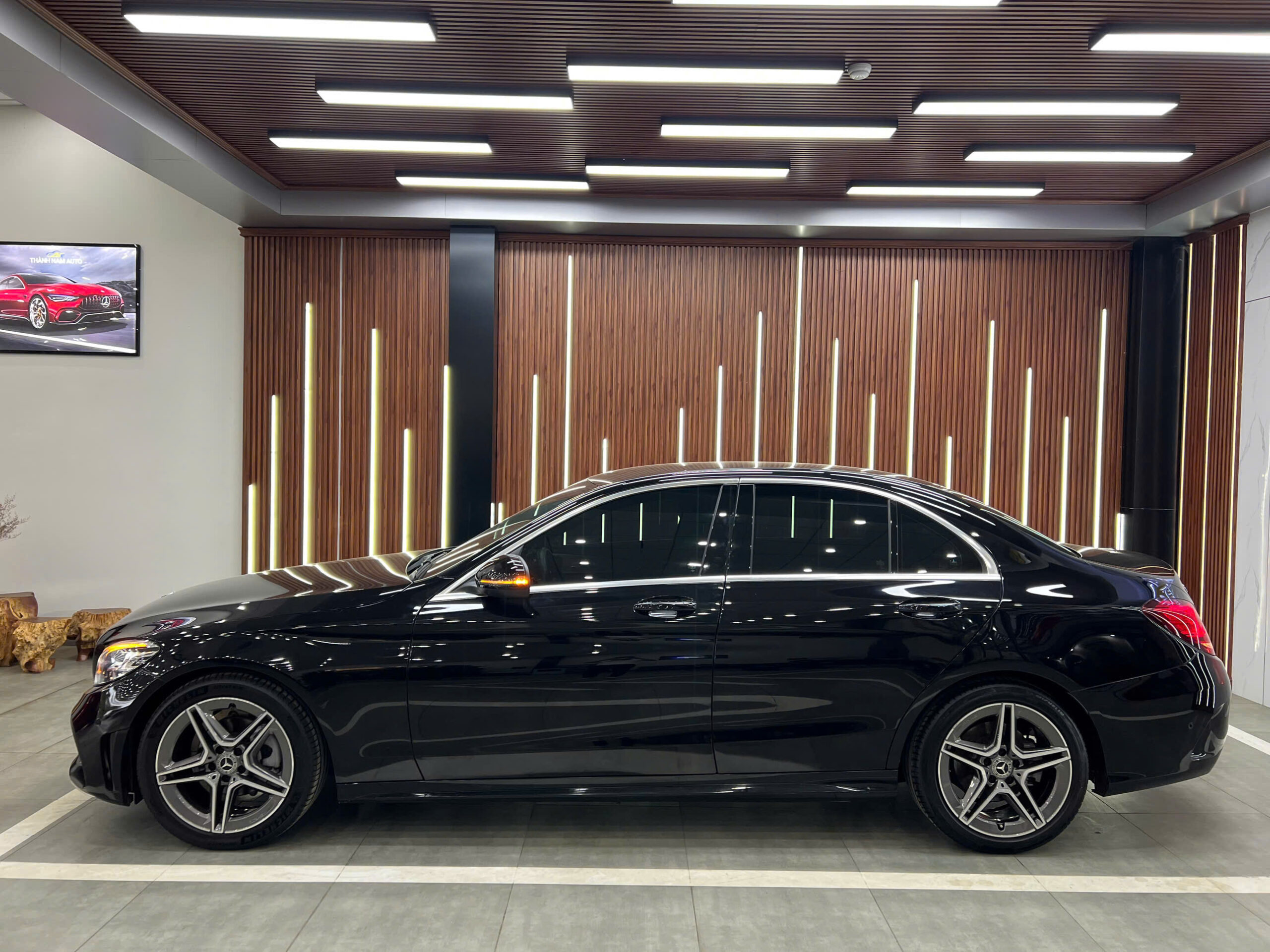 MERCEDES C180 AMG 2021 (3)