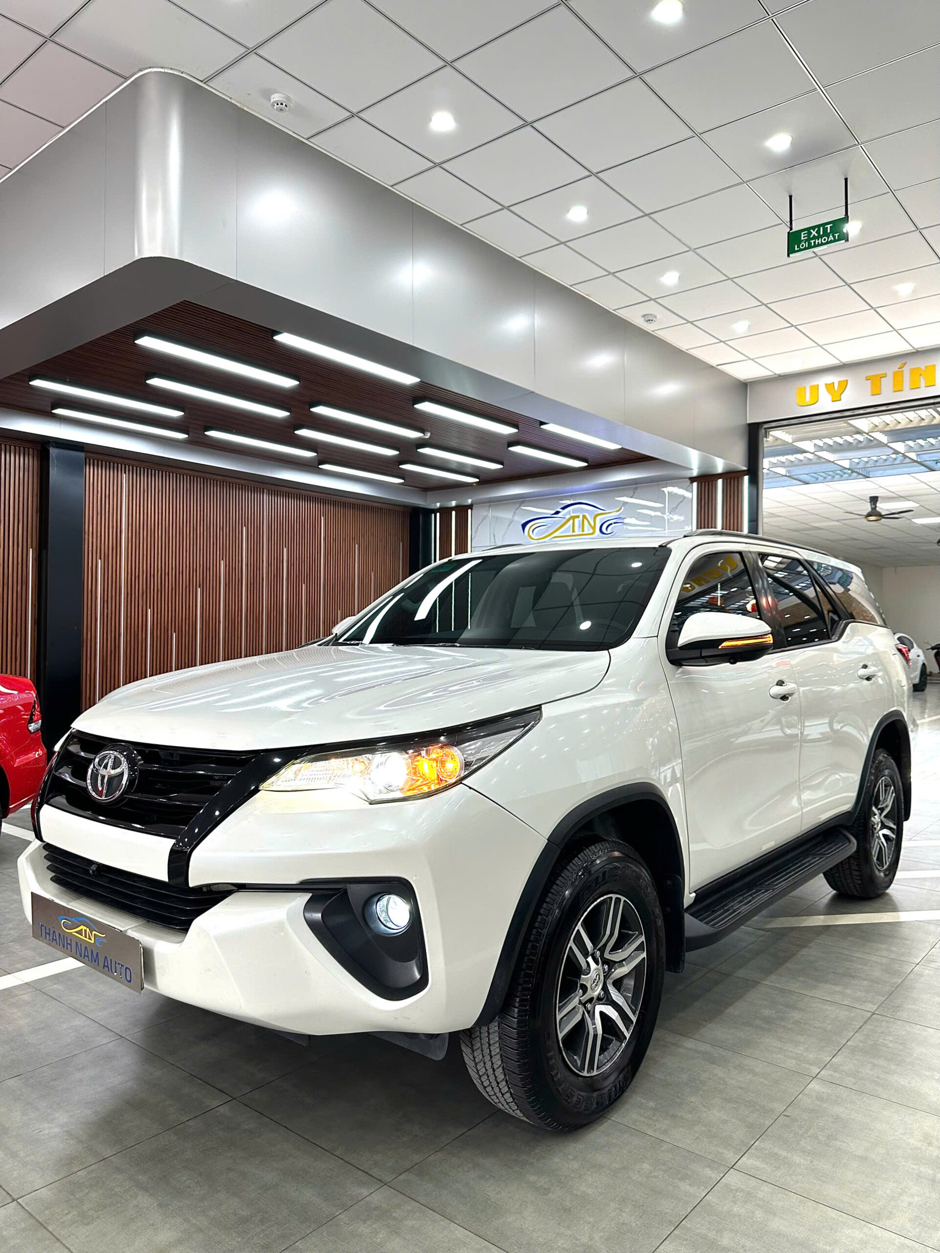 FORTUNER 2019 SÀN 1C (11)