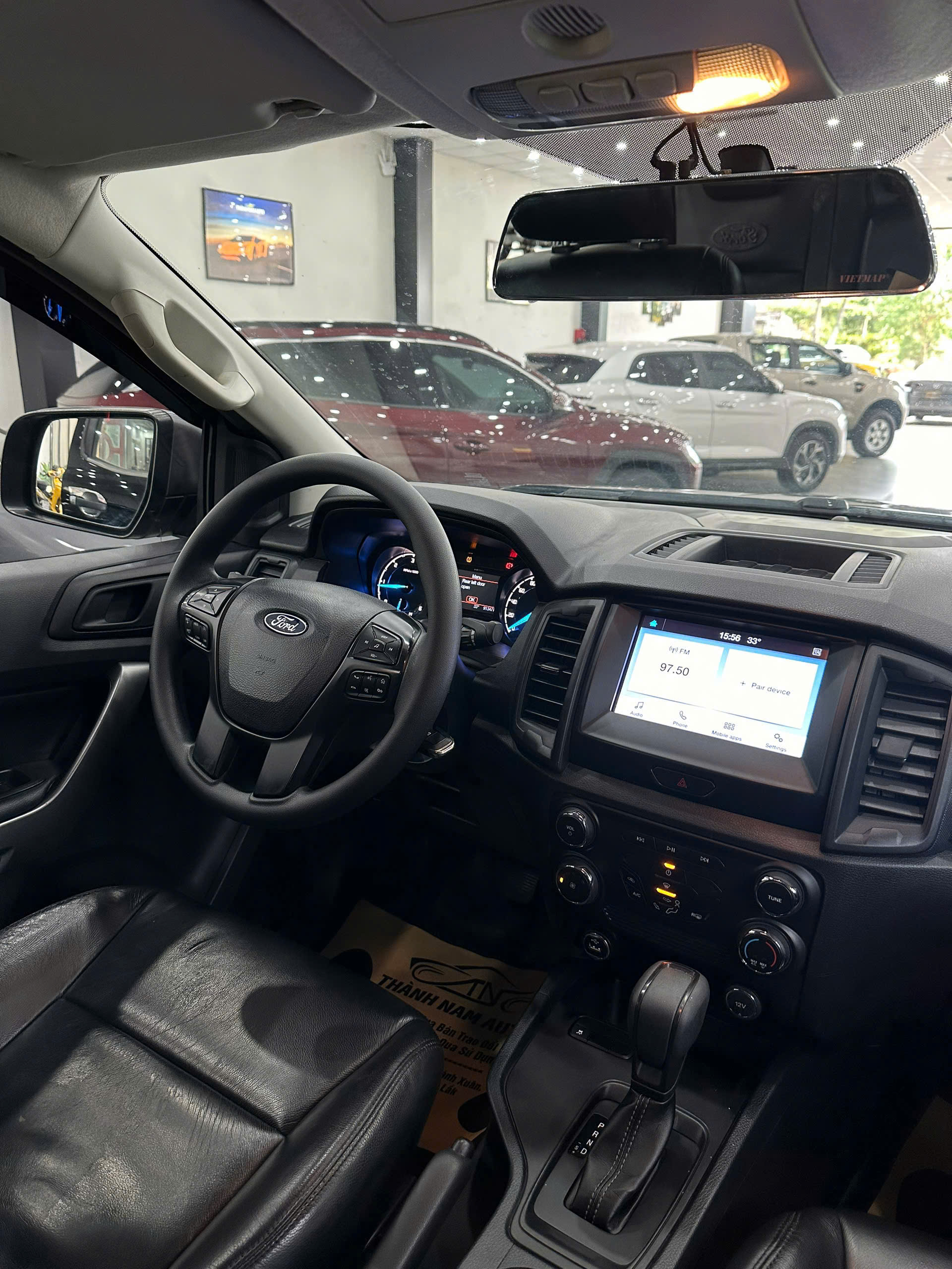 FORD XLS 2020 ĐEN 1 CAU (11)