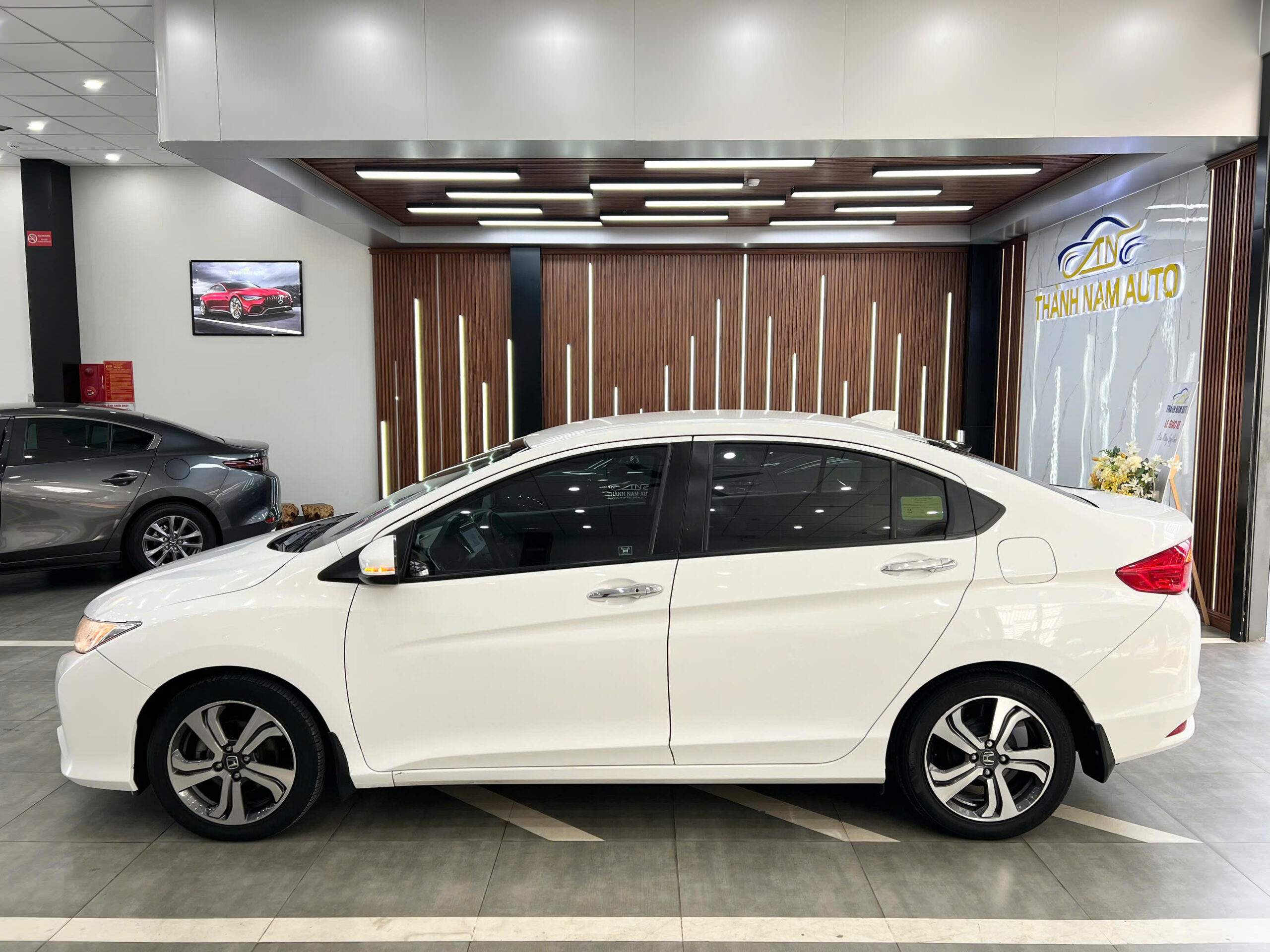 HONDA CITY 1.5AT 2015 TRẮNG (2)