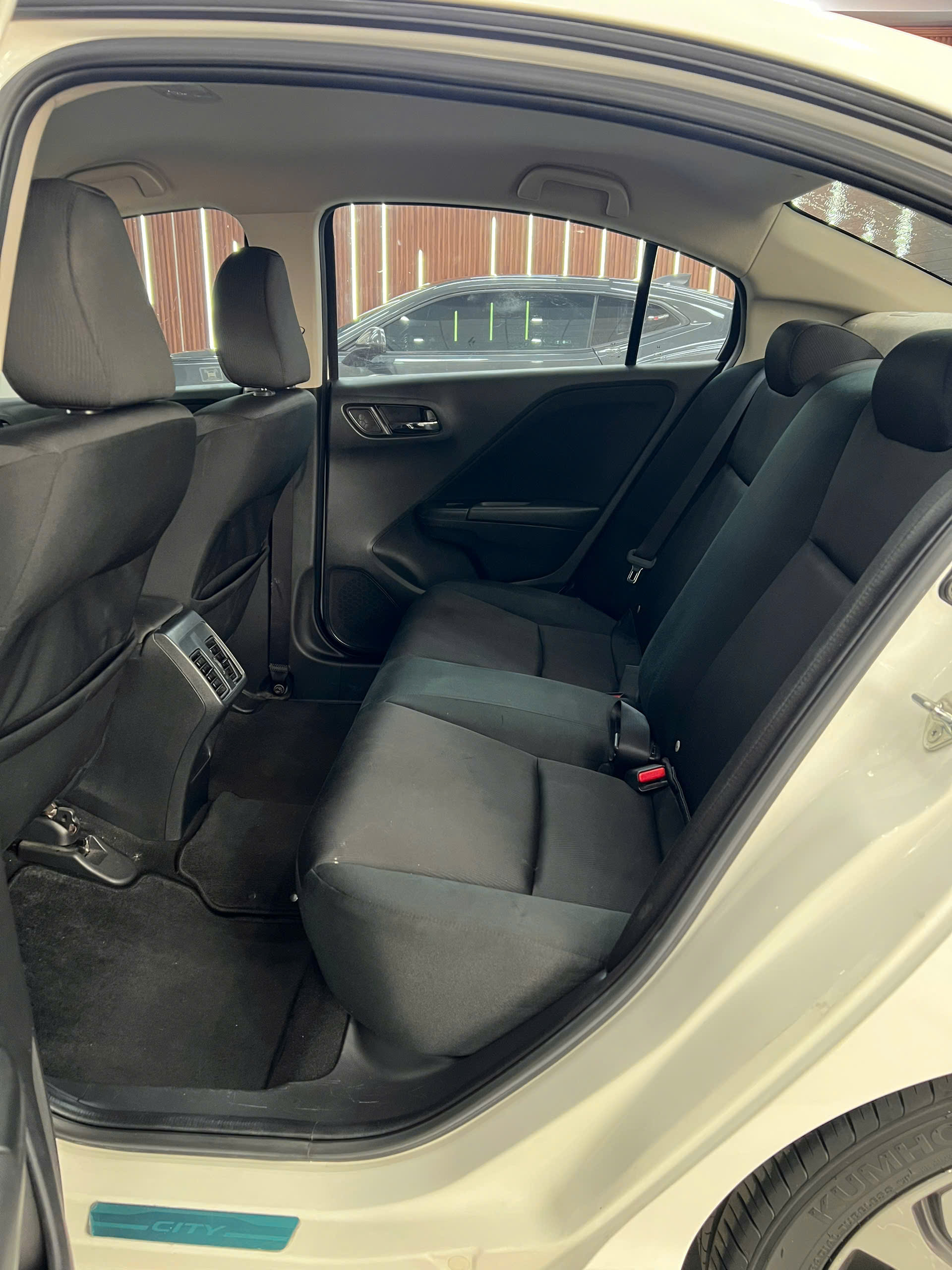 HONDA CITY 1.5AT 2015 TRẮNG (6)