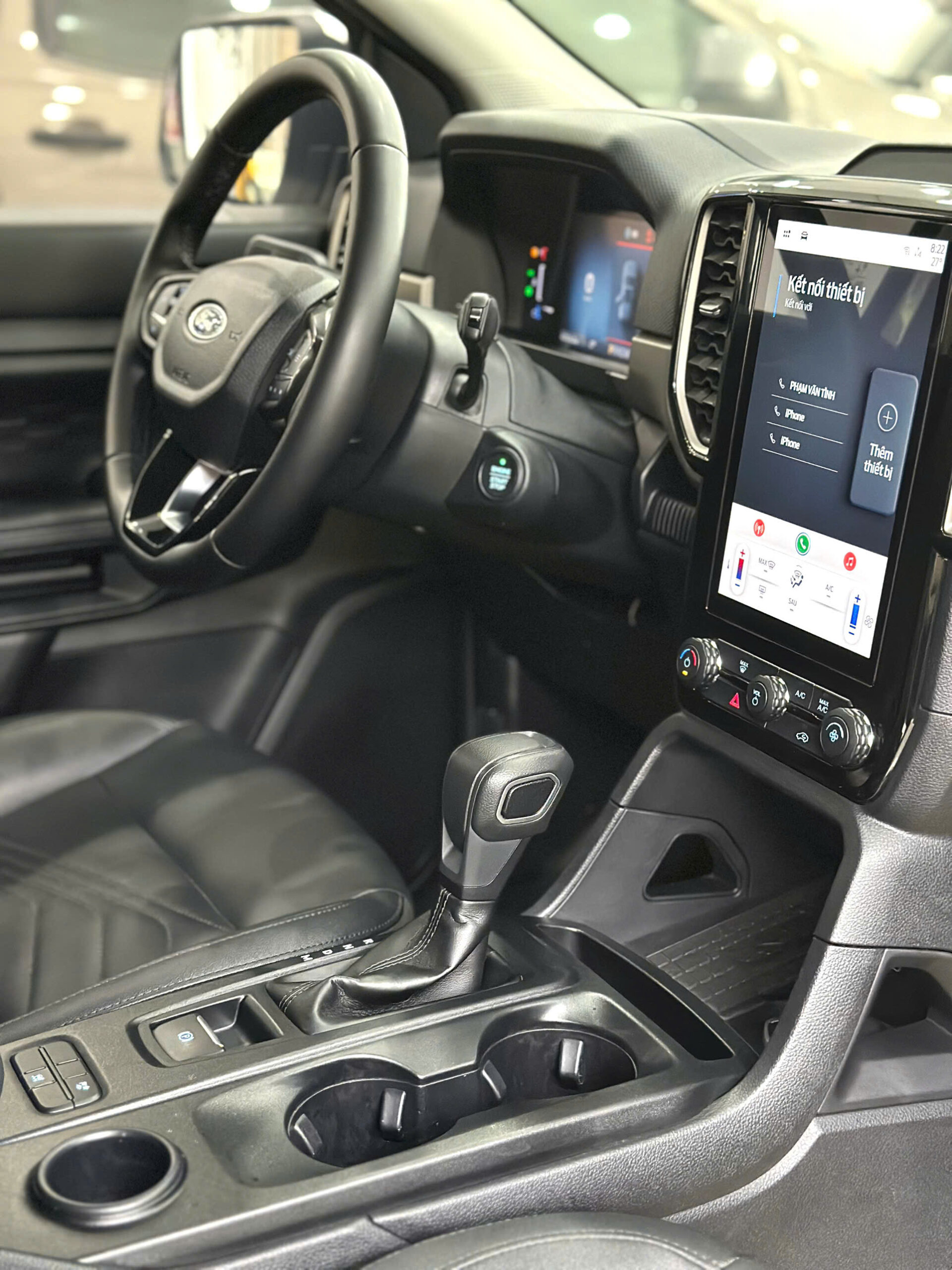 FORD EVERESR 2025 AMBIENET (12)