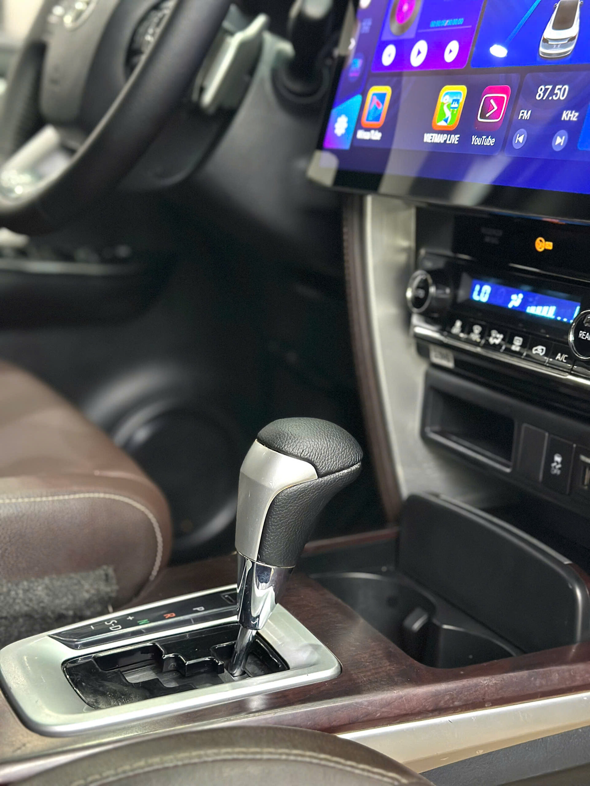 FORTUNER MÁY XĂNG 2017 (8)